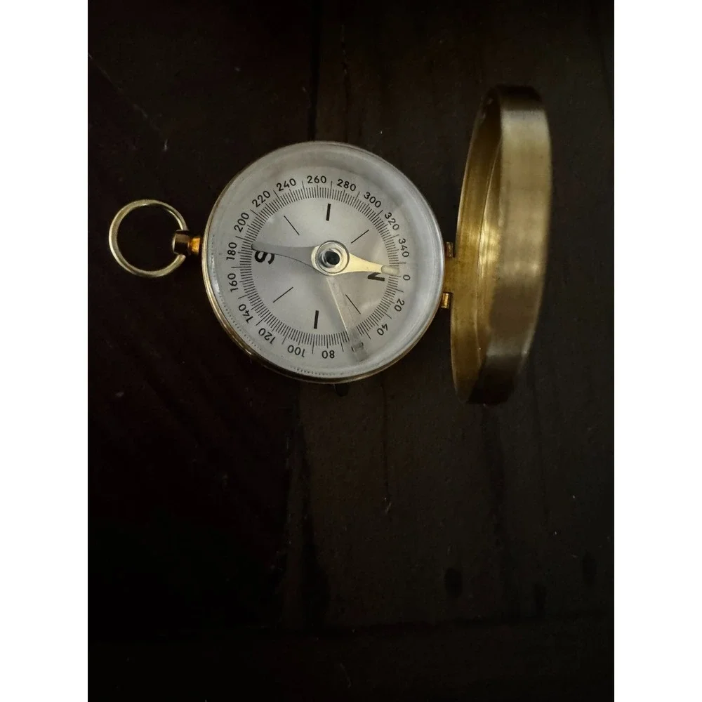Small Pocket Compass with Lid & Stop Lever‎ To Fix Needle 1.75